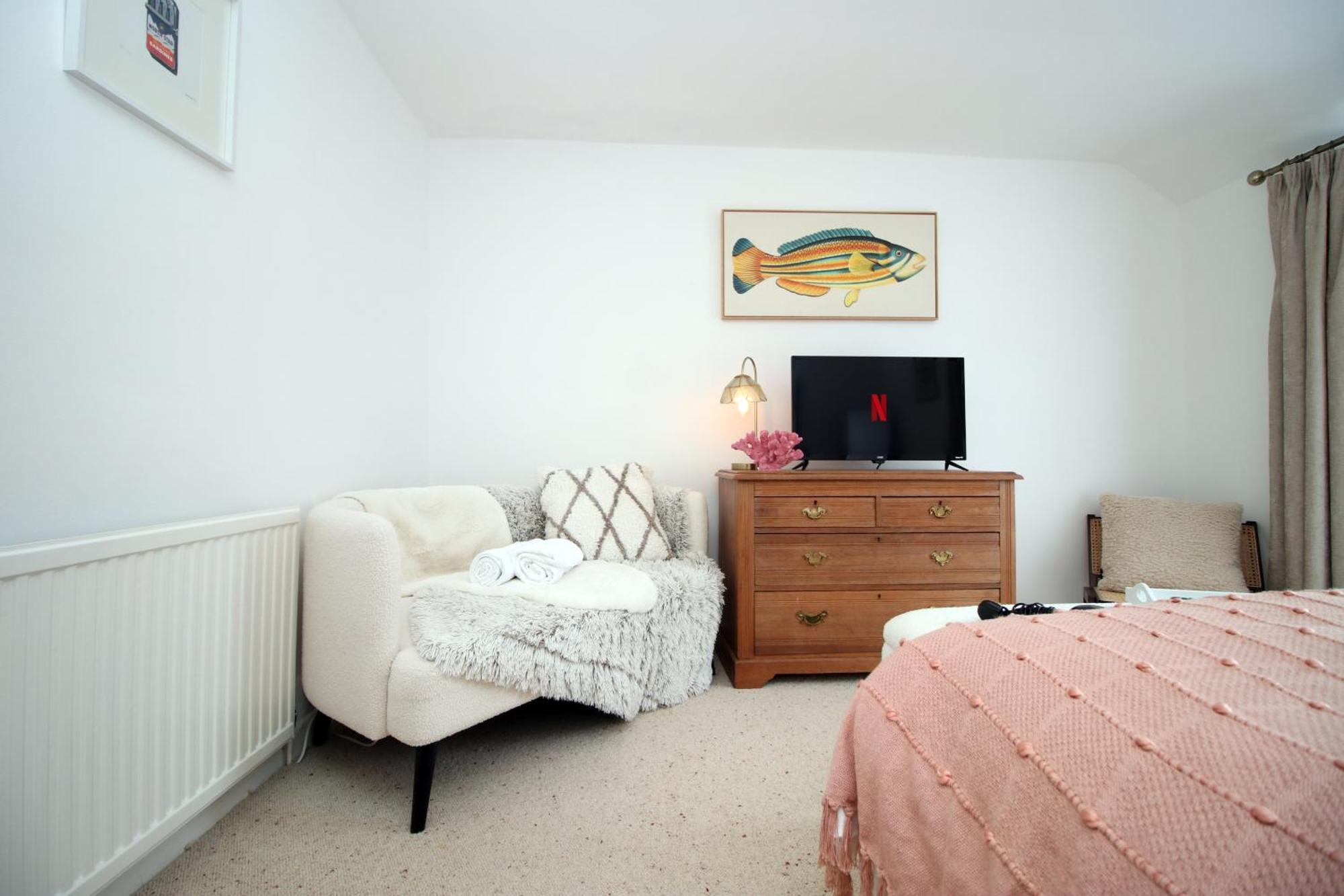 Little Gem In The Mumbles! Fishermans Cottage With Log Burner, Dog Friendly And Welcome Breakfast Hamper! Экстерьер фото