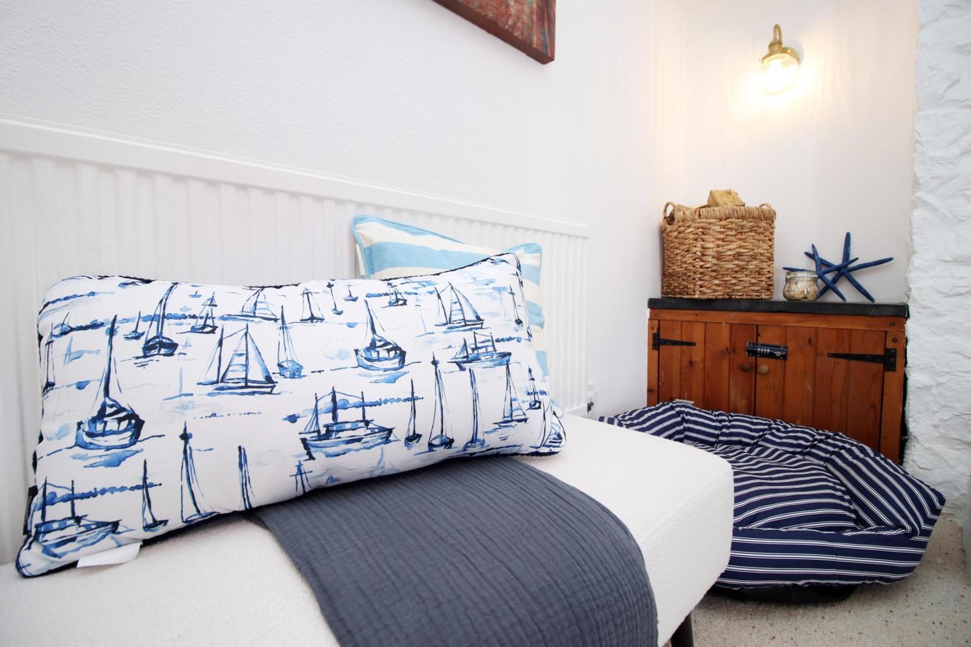 Little Gem In The Mumbles! Fishermans Cottage With Log Burner, Dog Friendly And Welcome Breakfast Hamper! Экстерьер фото