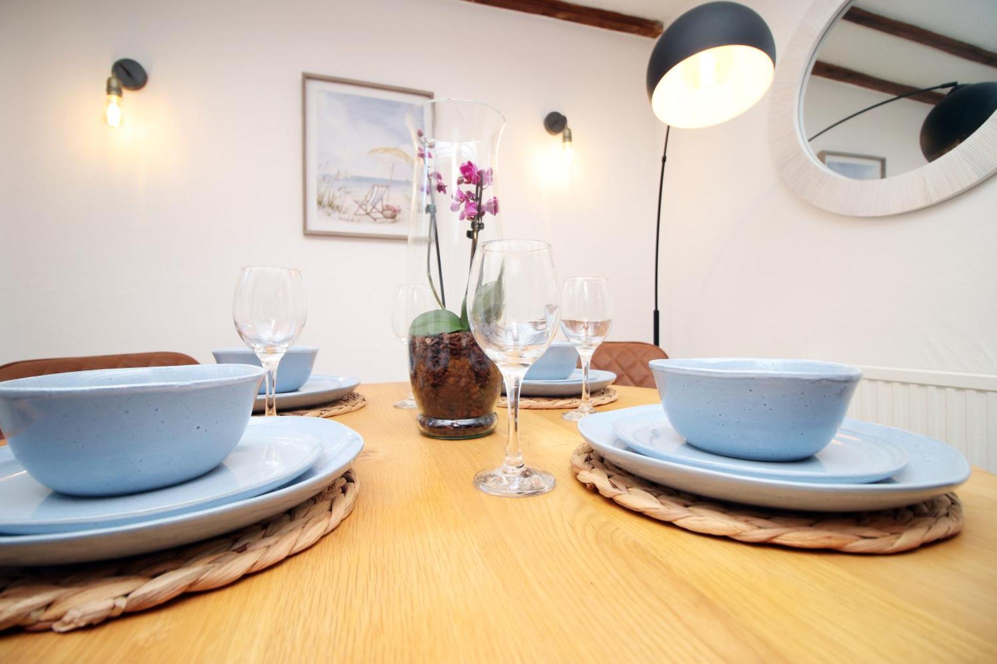 Little Gem In The Mumbles! Fishermans Cottage With Log Burner, Dog Friendly And Welcome Breakfast Hamper! Экстерьер фото